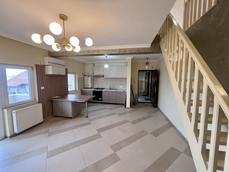 Apartament cu 3 camere, 54mp, etaj 5/5 - Zona Dambovita – fotografia 2 din 5