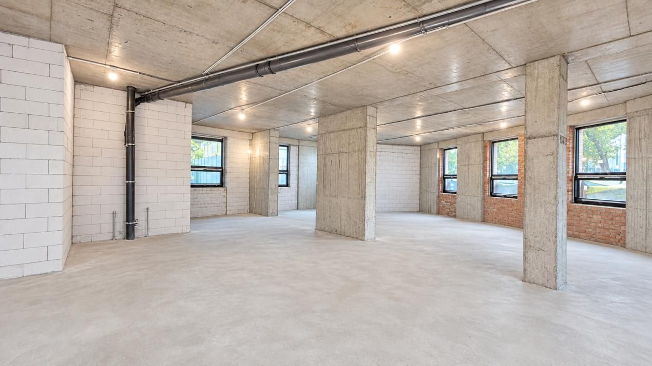 SPAȚIU COMERCIAL DE ÎNCHIRIAT CENTRAL – fotografia 5 din 8