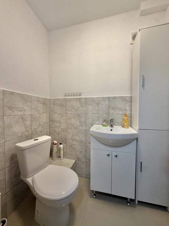 Apartament 3 camere, 2 bai, mobilat/utilat, etaj 3, zona Sagului – fotografia 9 din 13