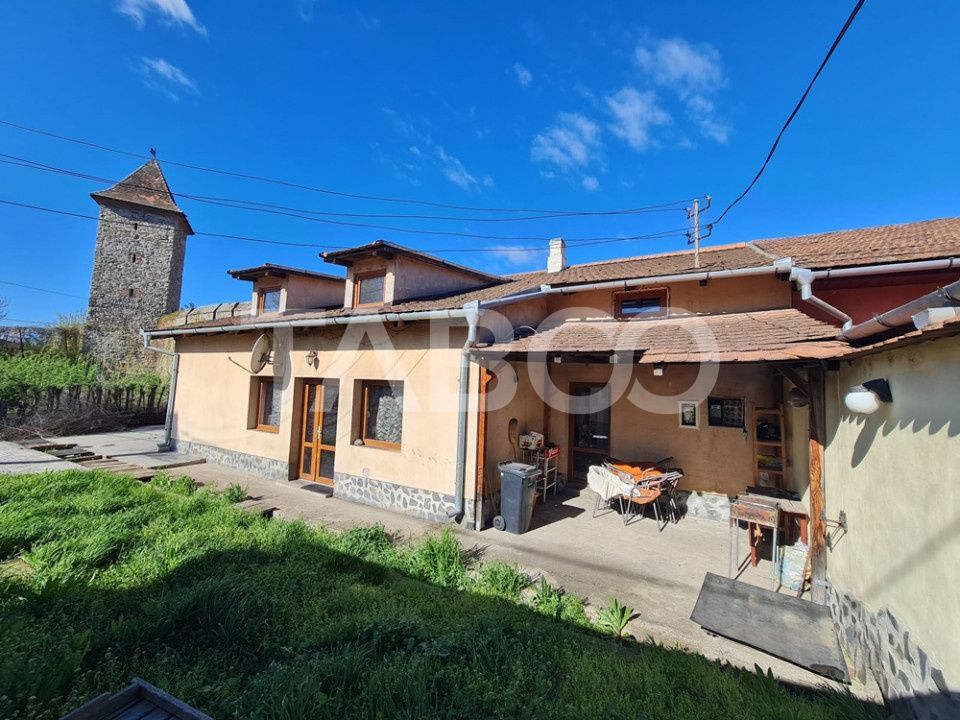 Casa de vanzare in Sebes langa lac – fotografia 1 din 10