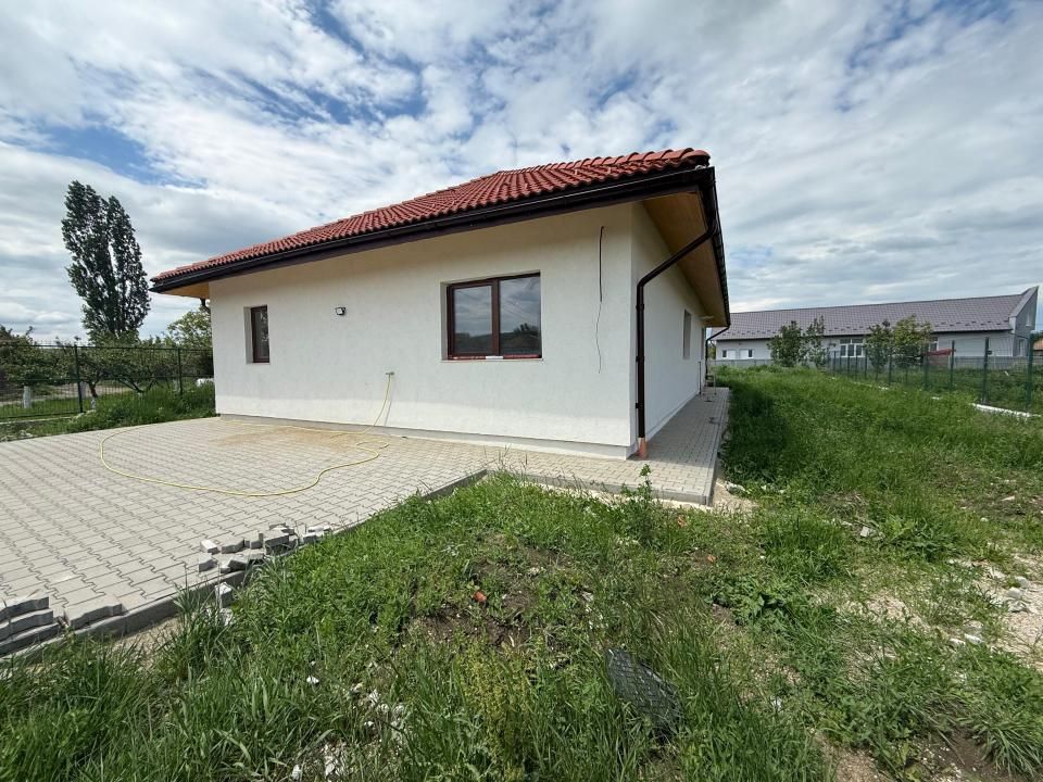 Casă individuală | Parter+Pod | teren 750 mp | Jucu de Mijloc – fotografia 3 din 18