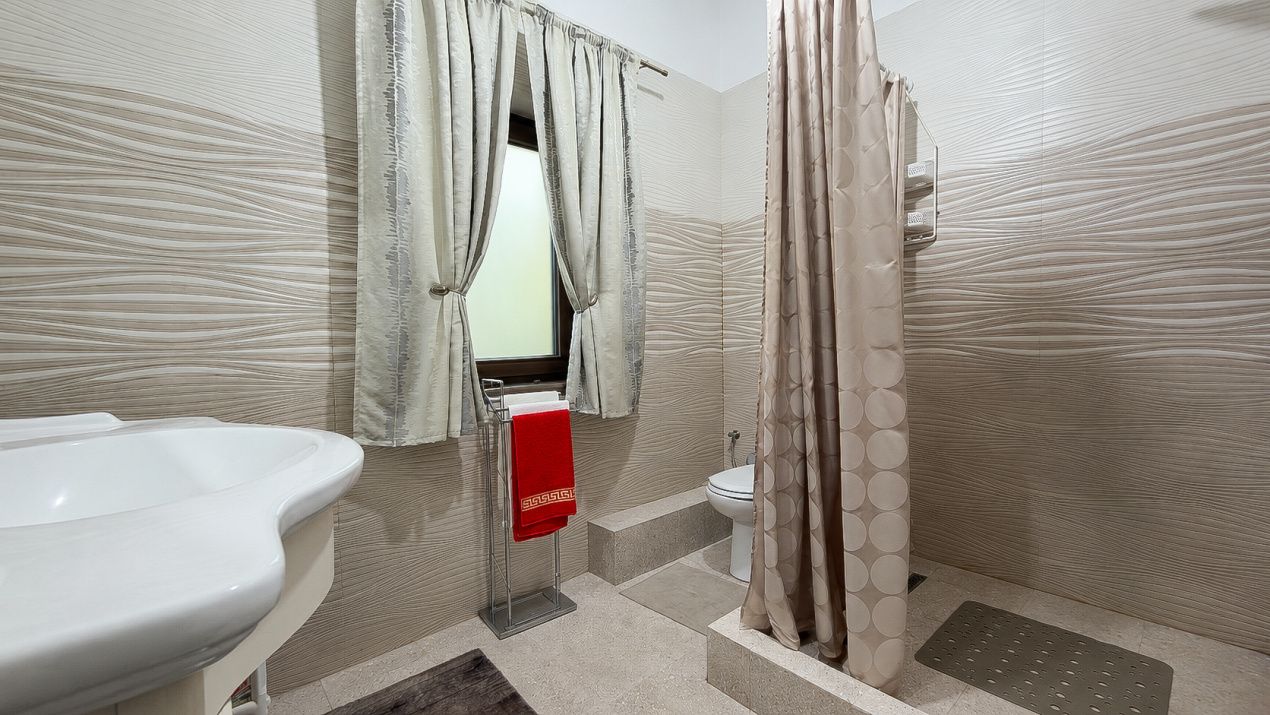 Casa cu 5 camere in Cumpăna-teren 915 mp, garaj si casa de oaspeți – fotografia 12 din 34