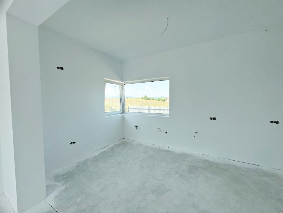 Casă single în Cristian, Sibiu - 4 Camere, 2 Terase, Teren 486 – fotografia 21 din 41