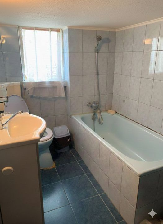 Apartament în vilă  – Strada Trivale, Pitești – fotografia 6 din 7