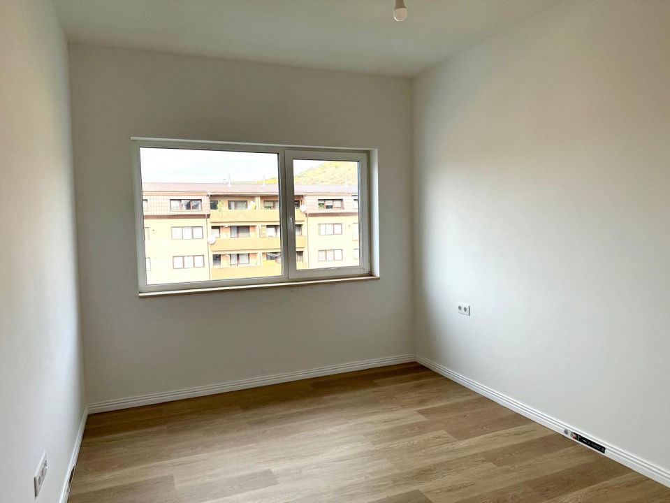 De vânzare apartament nou, finisat 3 camere, 74 mp. - Comuna Baciu – fotografia 5 din 13