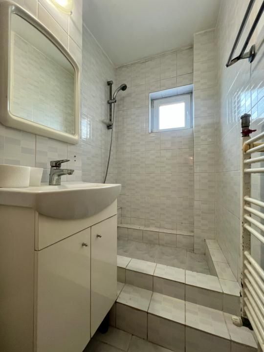 Apartament 4 camere, 77 mp utili, etaj 1, decomandat - zona Liceul Auto – fotografia 7 din 9