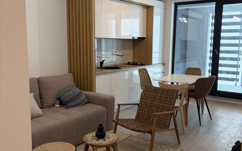 Apartamente 2 camere Mamaia Nord la 30 m de plaja