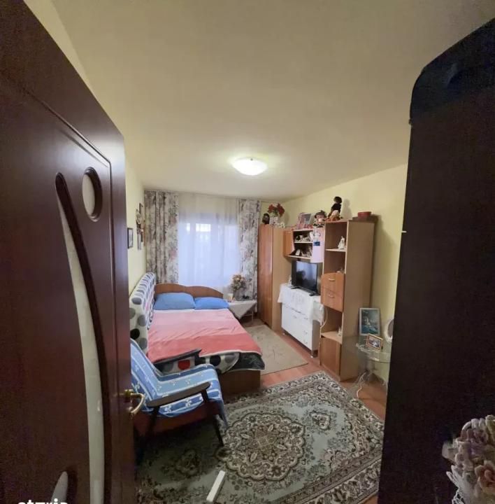 📍 Apartament 2 Cam Decomandat – Etaj 2/4, Zona Micro 6(Vizavi de fostul Select) – fotografia 4 din 12