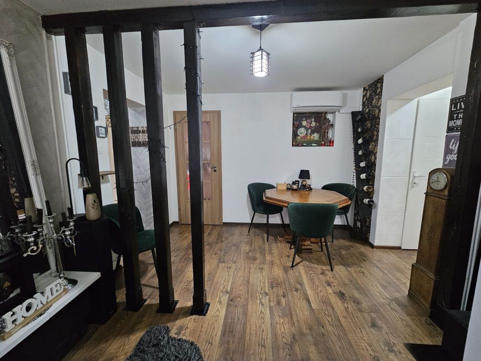 Apartament 3 camere CETATE Bulevard Etaj 3 Renovat Total Mobilat Beci Parcare – fotografia 13 din 22