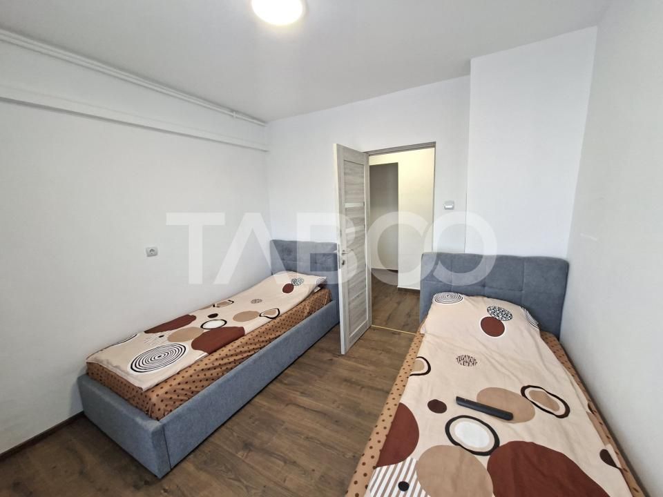 Apartament de vanzare 3 camere decomandat Mihai Viteazul bloc cu lift – fotografia 6 din 17