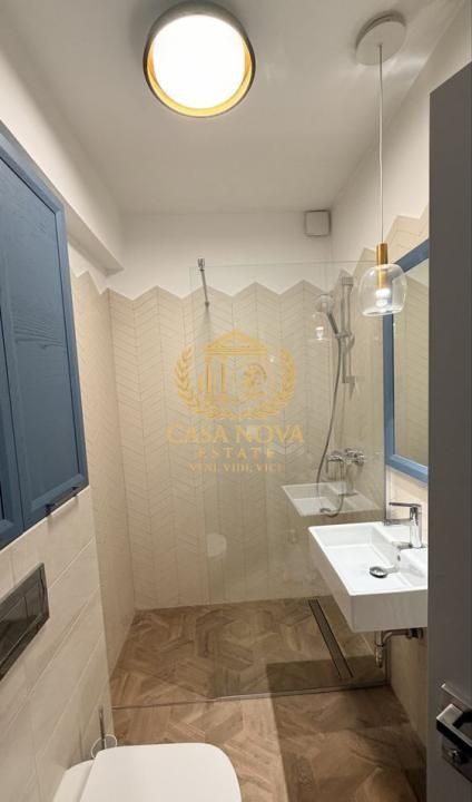 Apartament 4 camere 146mp, zona centrala, 3 balcoane, finisaje moderne – fotografia 2 din 8
