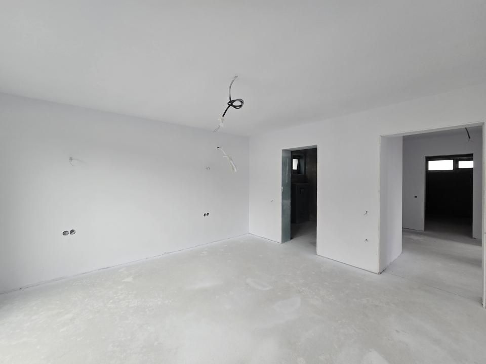 Casa individuală spațioasă cu garaj, D+P+E, 210mp utili, Dâmbul Rotund – fotografia 15 din 19