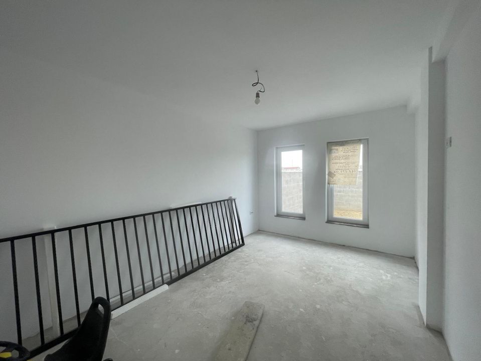 Duplex 5 camere, 112mp utili, 232mp teren - Mosnita Noua – fotografia 12 din 17