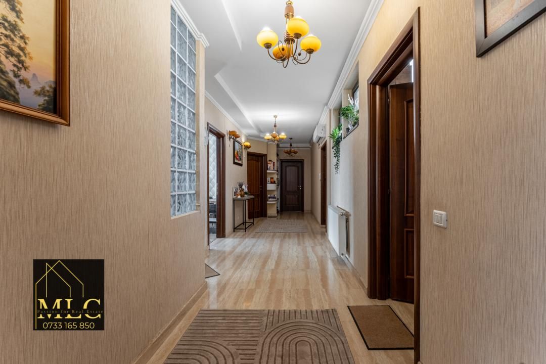 Apartament de vânzare cu 4 camere | cartier Damaroaia – fotografia 13 din 18