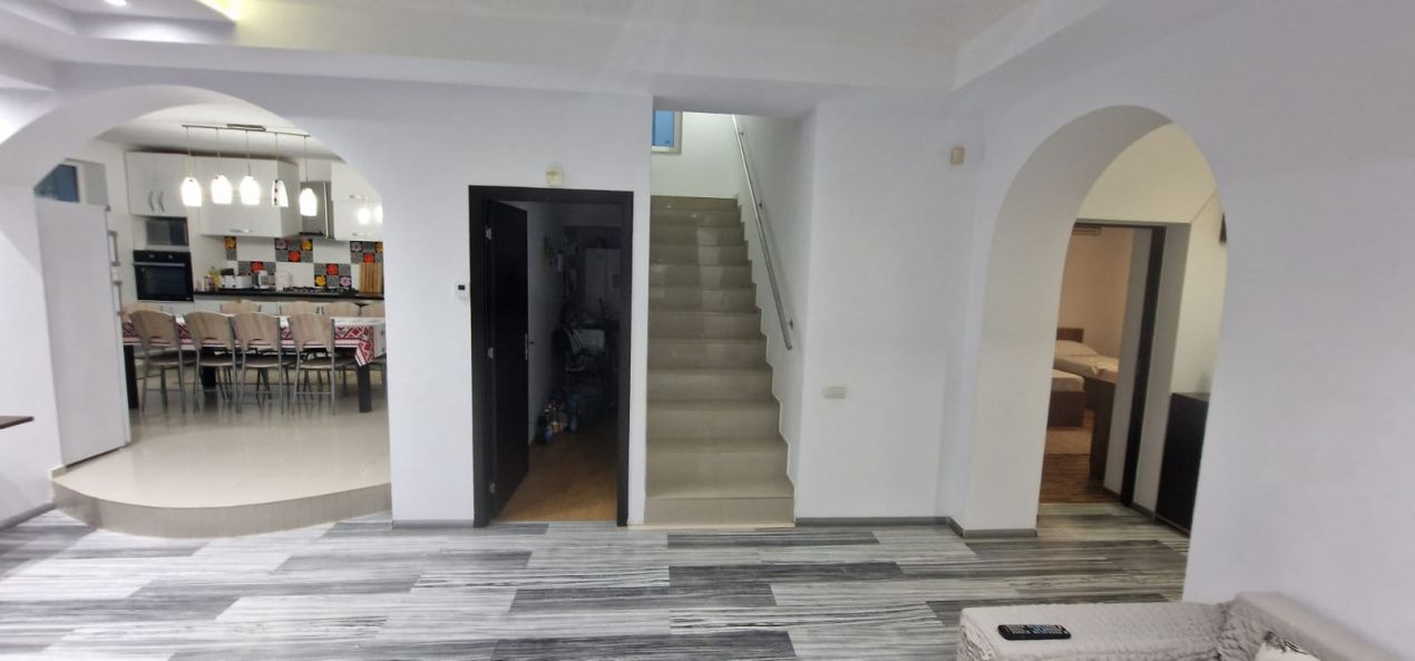 Pensiune cu 10 camere de vanzare in zona Mamaia-Sat - LIDL – fotografia 14 din 31