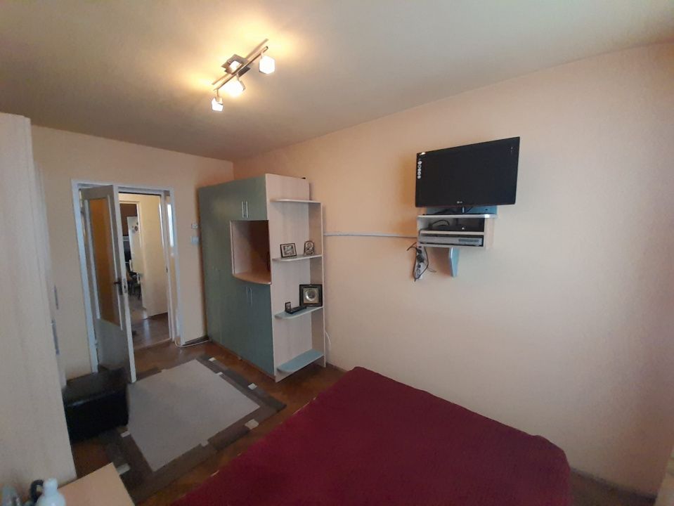Apartament 3 camere DECOMANDAT, zona HAN – fotografia 8 din 18