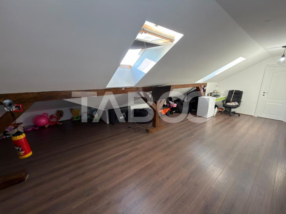 Apartament decomandat 4 camere 110 mp utili 2 bai balcon Pictor Brana – fotografia 5 din 10