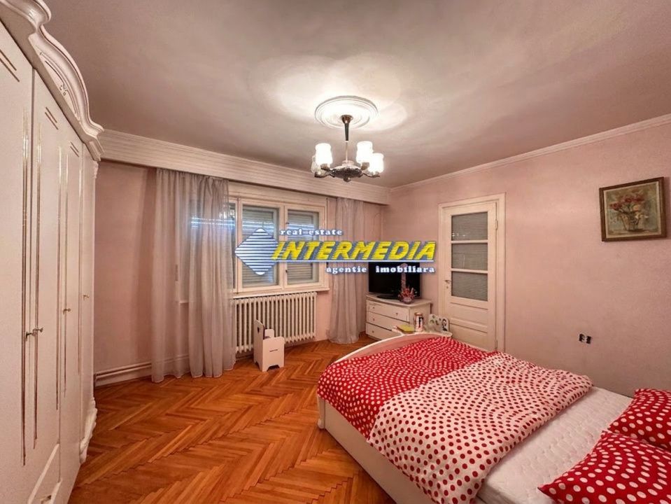 Casa 14 camere Sc=460 mp D+P+1+M cu 426 mp Teren CETATE Lidl Curte Asfalt – fotografia 2 din 42
