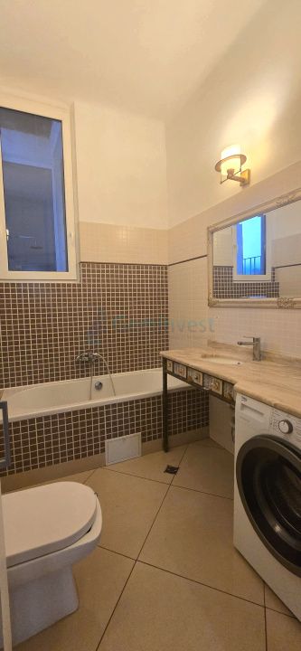 Apartament ultracentral cu 4 camere de inchiriat,Oradea,Bihor – fotografia 12 din 23