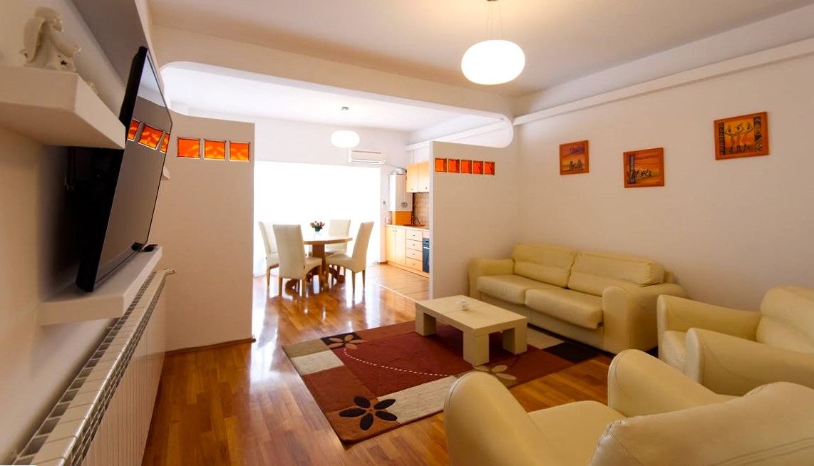 Zona Complexului Diana, apartament mobilat cu parcare – fotografia 3 din 10