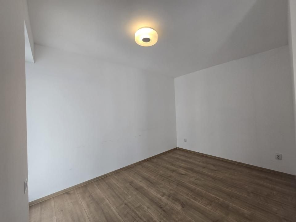 Apartament de închiriat, locuință / birou / spațiu comercial | Eroilor – fotografia 2 din 7