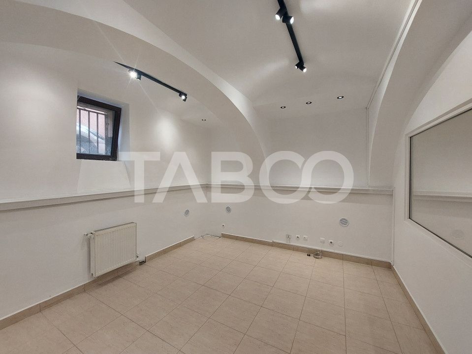 Spatiu comercial de inchiriat 94 mpu parter zona Centrala Sibiu – fotografia 3 din 12