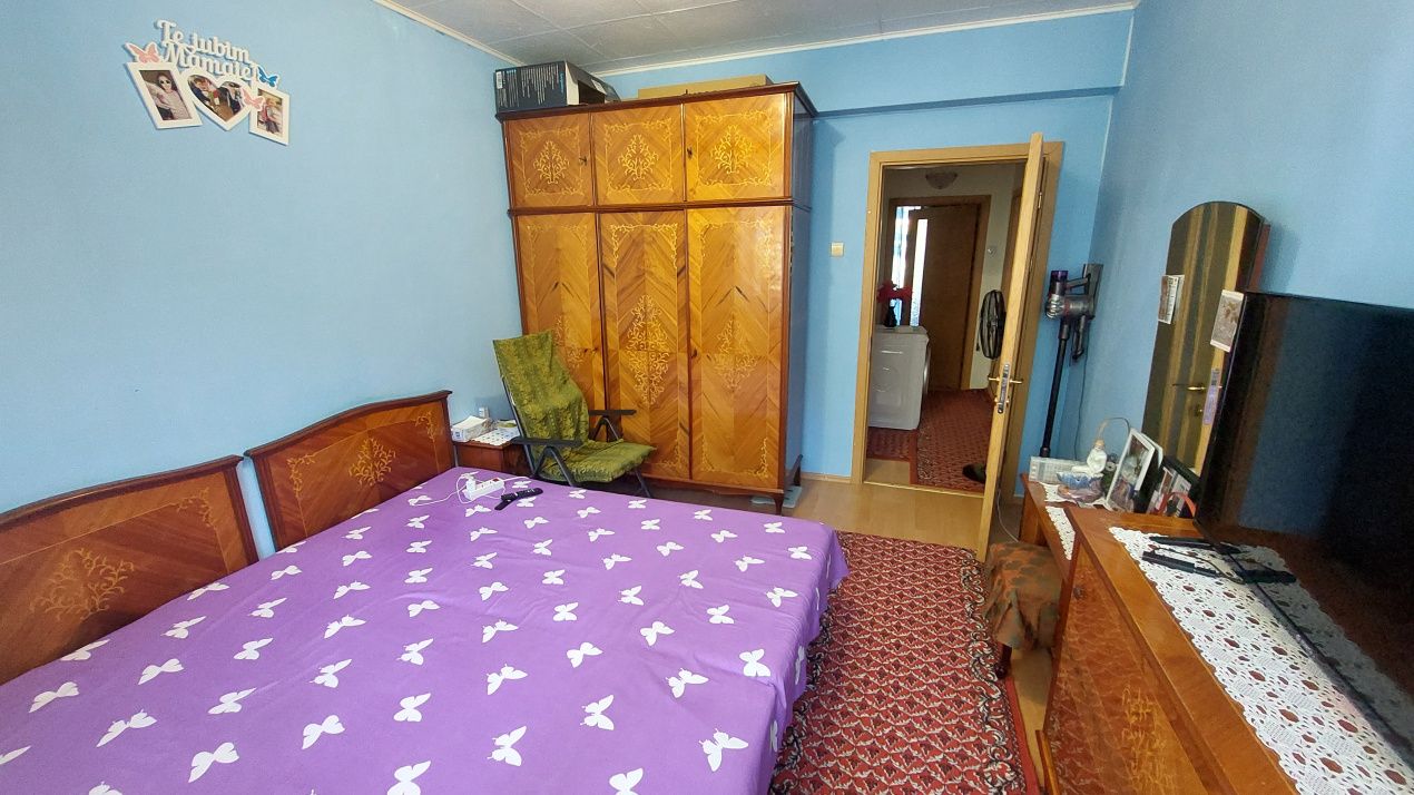 Apartament 3 camere semidecomandat, 63 mp, Rovine zona Facultatea de Drept – fotografia 2 din 7