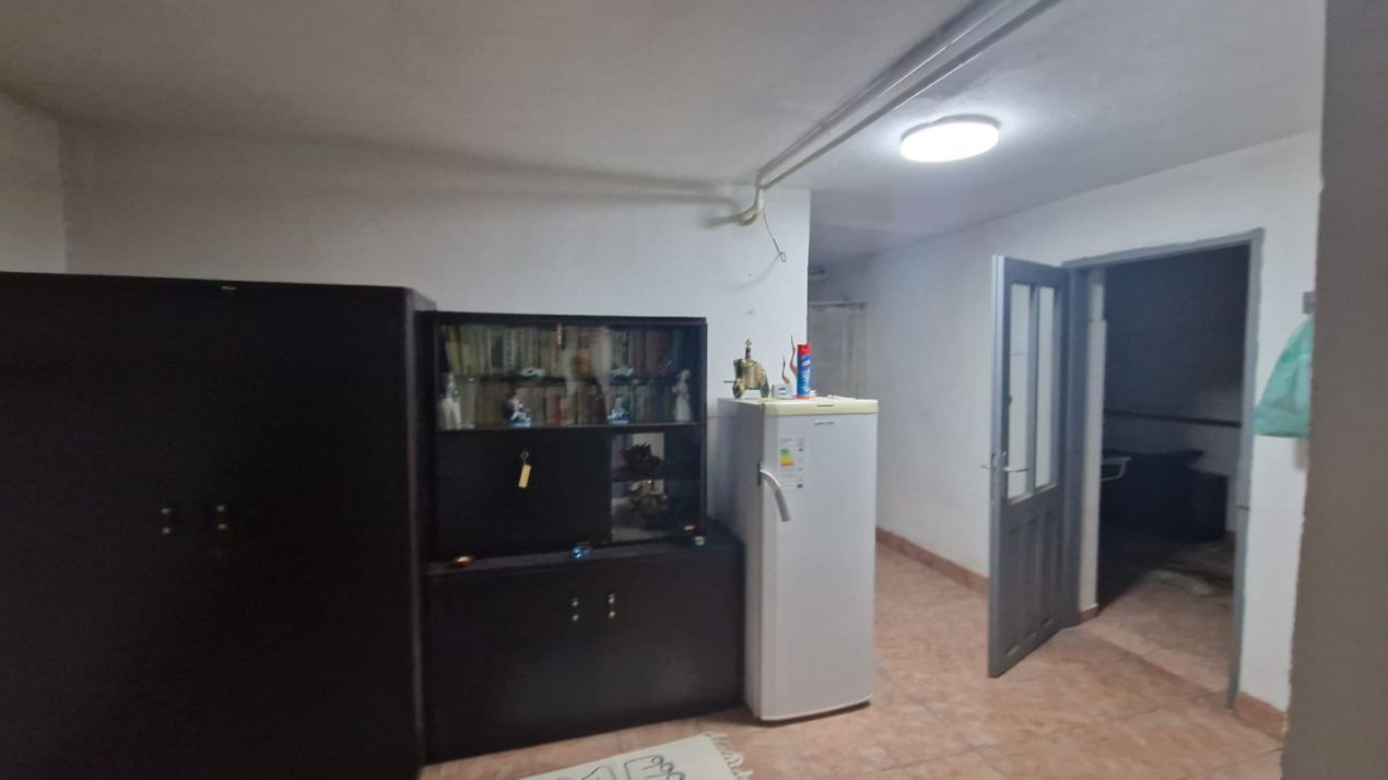 Casa cu 5 camere, 200mp, Centru – fotografia 18 din 25