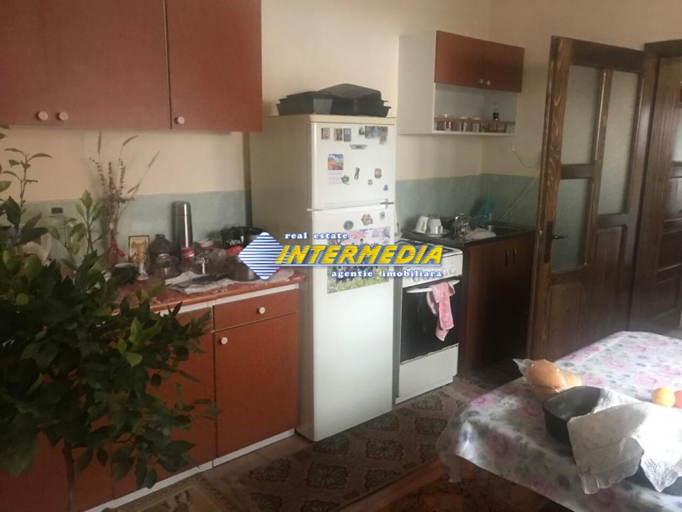Casa de vanzare cu 3 camere in Alba Iulia zona Centru – fotografia 7 din 12