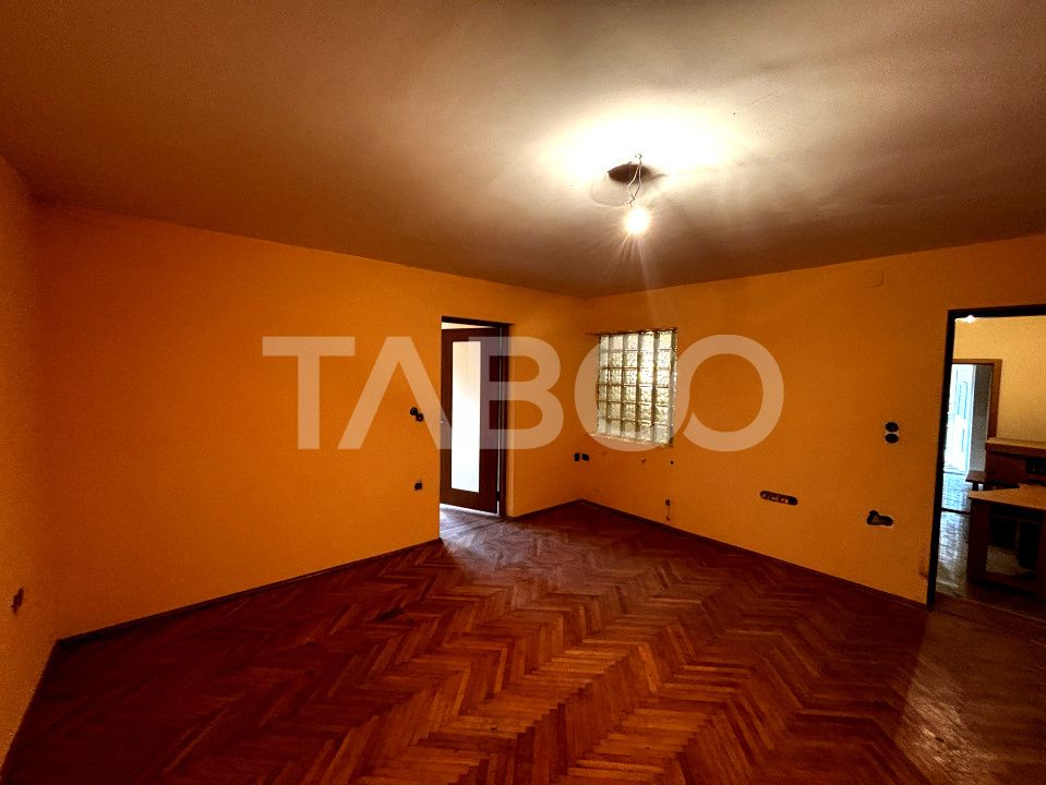 Apartament de vanzare cu 4 camere 110 mp Orasul de Jos Sibiu – fotografia 3 din 12
