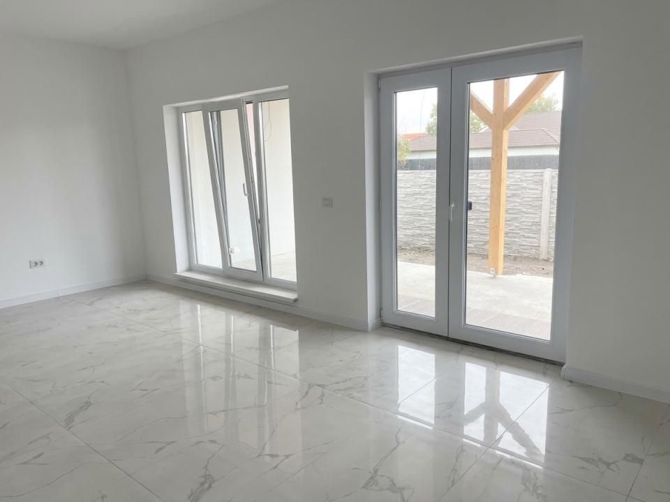 Duplex pe parter cu 3 camere - Mosnita Veche – fotografia 6 din 13