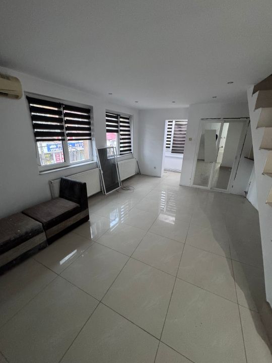 Apartament 2 camere, compartimentare pe doua niveluri, in zona Casa de Cultura – fotografia 2 din 8