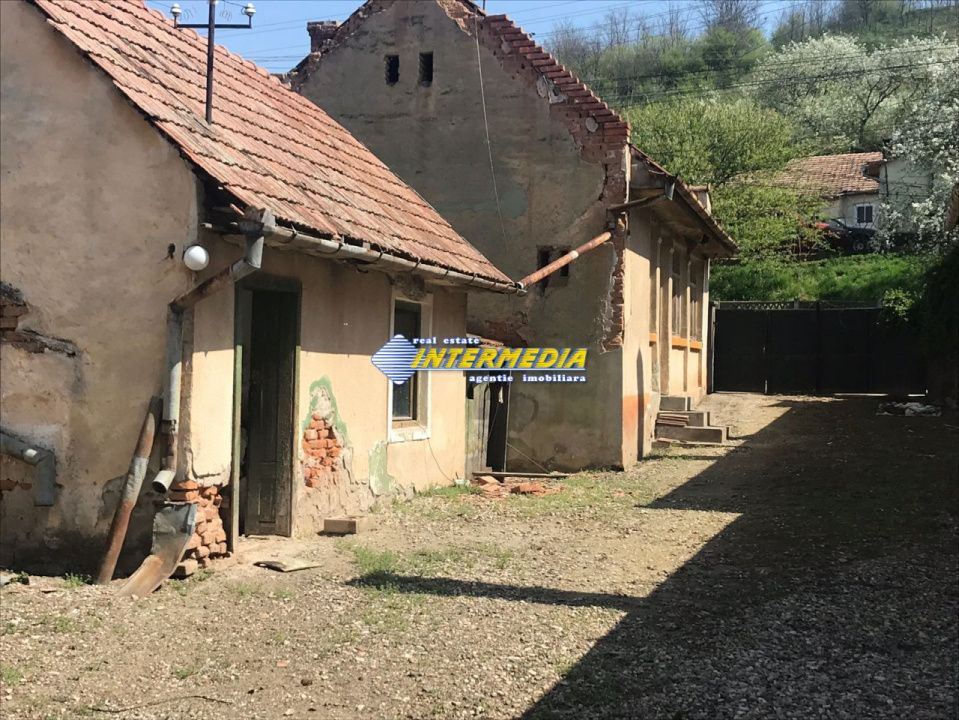 Casa de vanzare in apropiere de Alba Iulia zona Teleac – fotografia 4 din 5