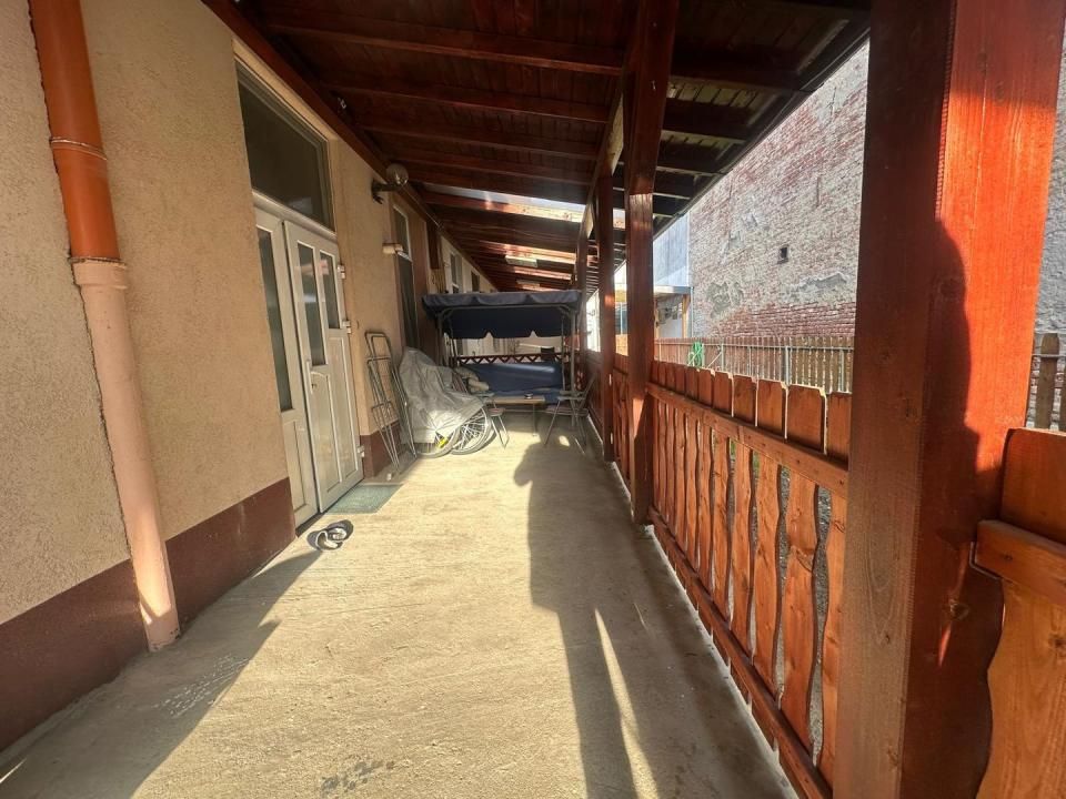 2 camere | centrala proprie | mobilat si utilat | gradina | zona excelenta | – fotografia 12 din 13