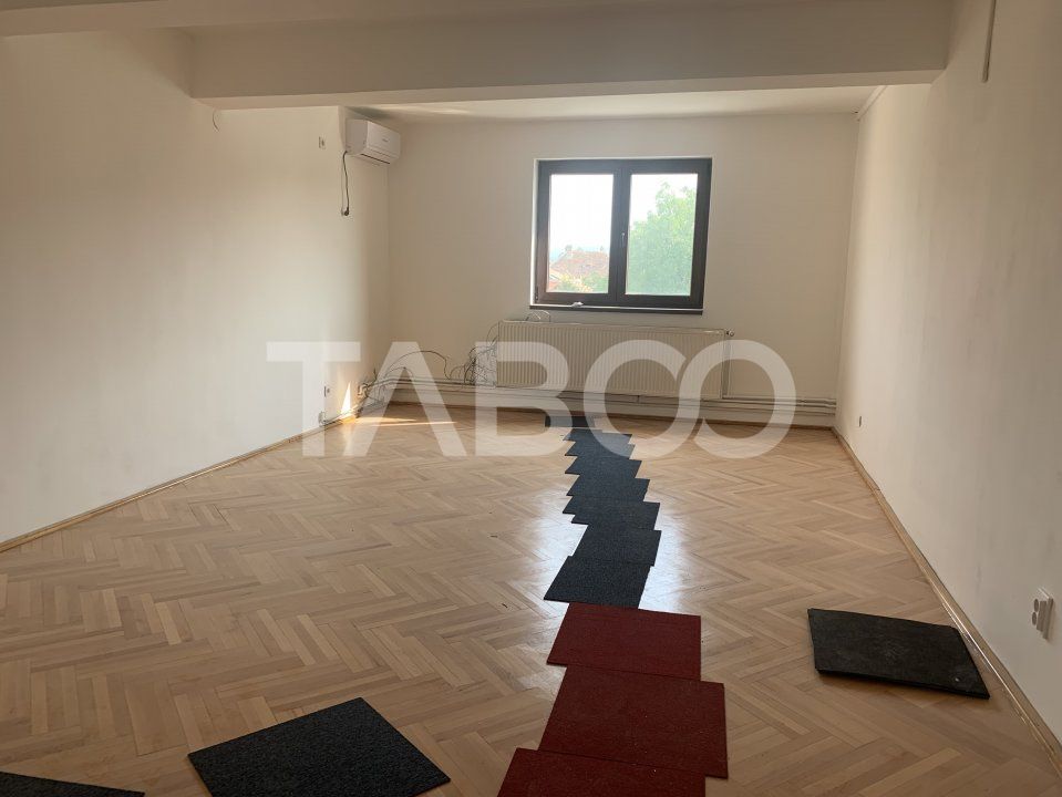 De inchiriat spatiu comercial 300 mp zona centrala Sibiu – fotografia 4 din 11