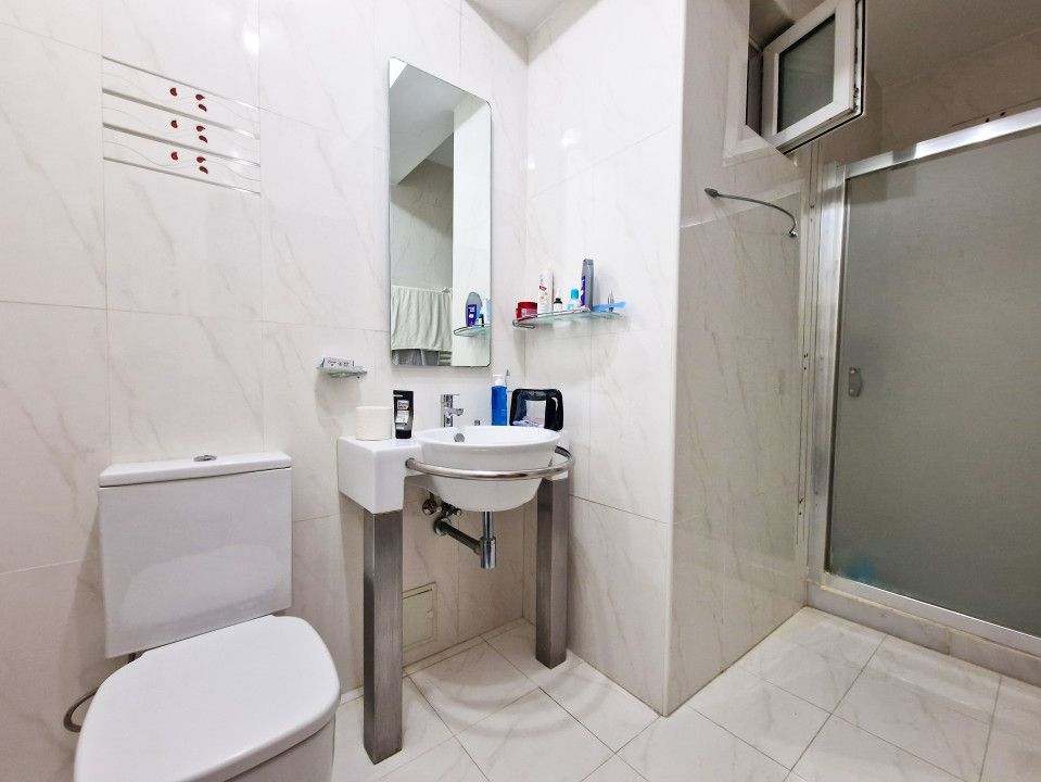 De închiriat Apartament de 3 Camere, Vedere la Mare, în Centru, 180mp utili. – fotografia 13 din 14