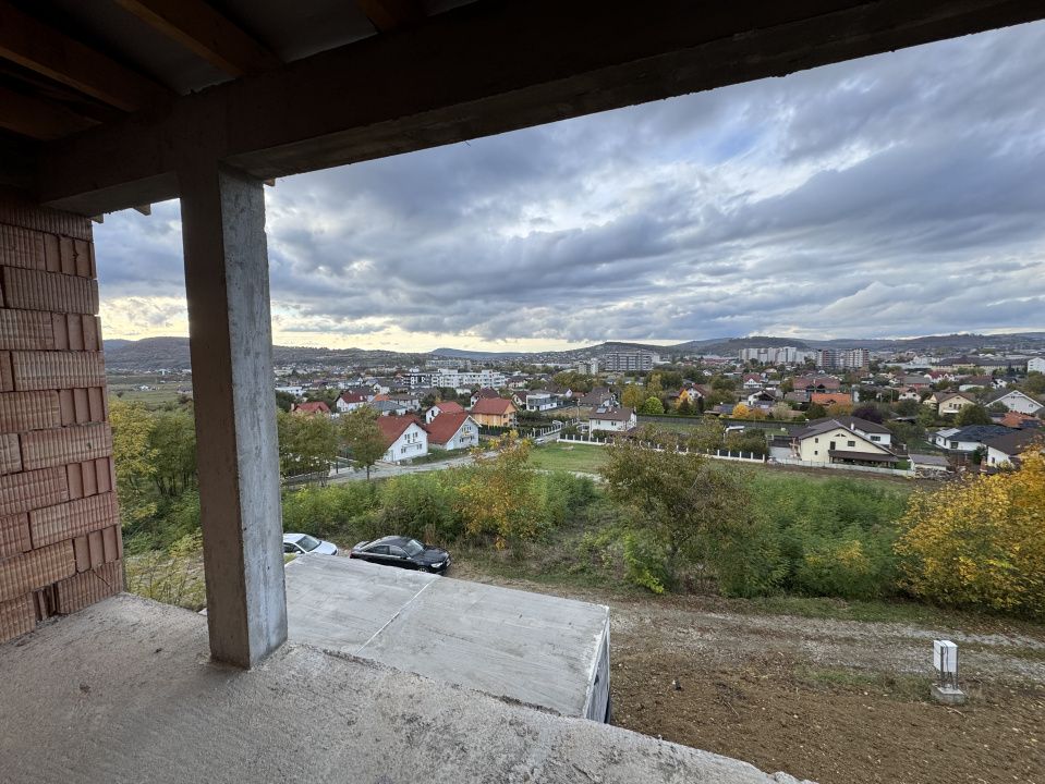 🏡 Casă la roșu, D+P+E, 223 mpu, teren 10 ari – fotografia 12 din 19