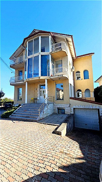 Apartament 148 mp în vilă, 4 camere, 2 parcări, ideal birou – fotografia 2 din 9