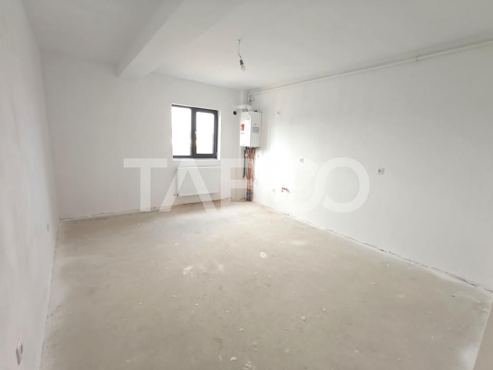 Apartament intabulat 3 camere balcon - etaj 1 - parcare - Comision 0 – fotografia 3 din 7