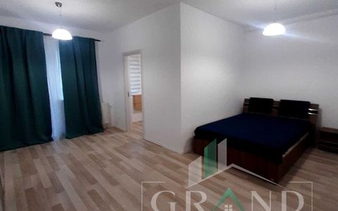 Garsoniera cocheta  37mp util |balcon 8mp | zona Sesul de Sus