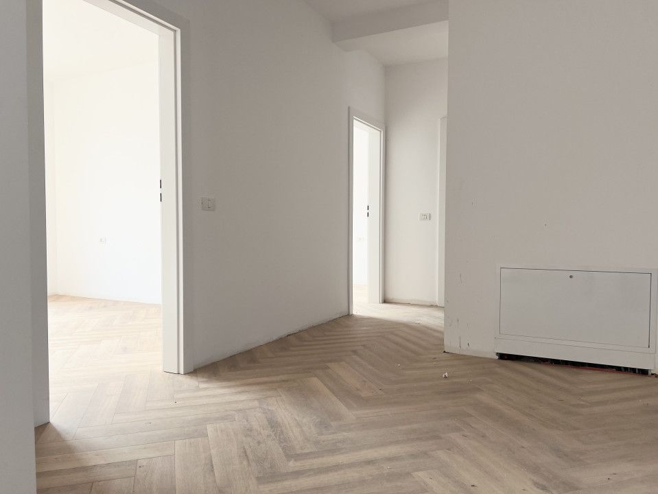 Penthouse 3 Camere, 82mp Utili,2 Locuri Parcare in CF-Torontalului – fotografia 12 din 15