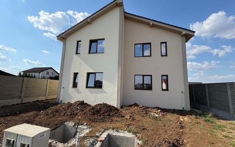 Duplex | 3 camere | Toate utilitatile | Finisaje premium | Sanandrei |