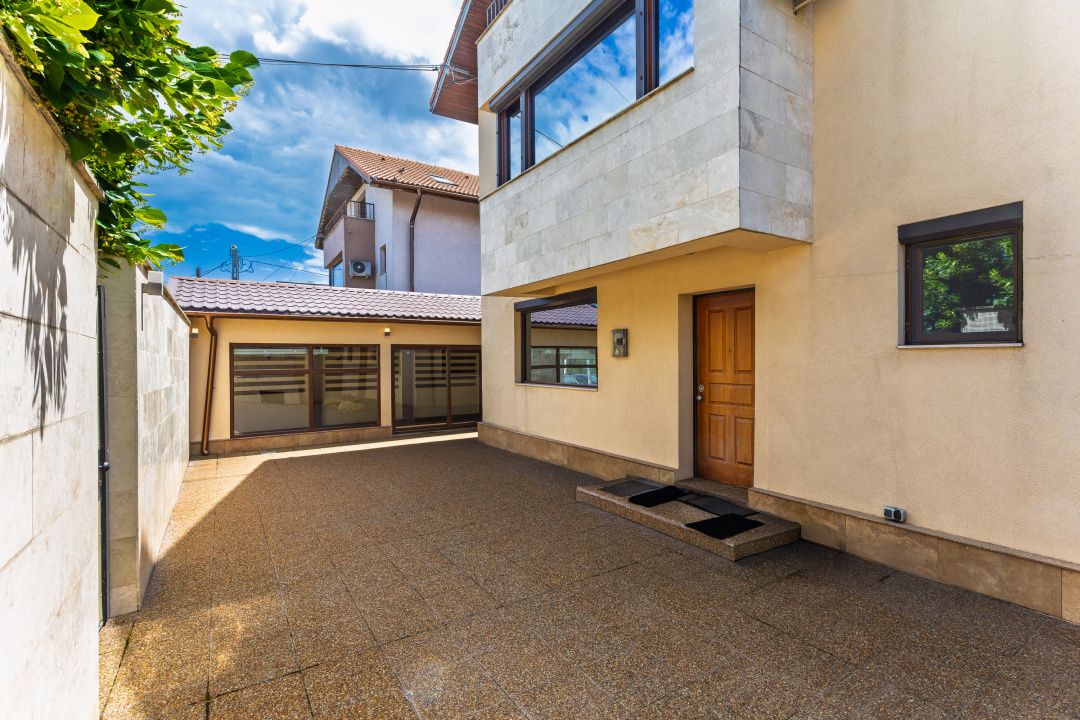 Vila spațioasă 5 camere, 5 băi, Garaj 2 mașini, Zona Primo – poziție excelentă – fotografia 29 din 31