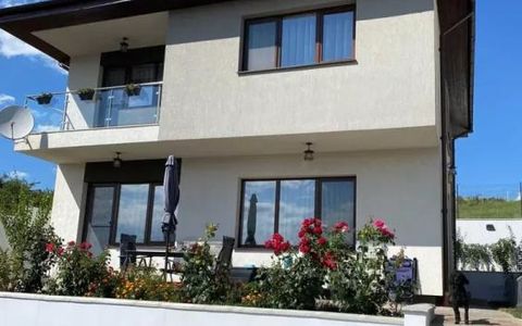 Casă individuala 120mp utili și teren 400 mp la cheie
