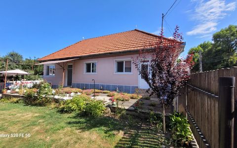 Casă de vânzare Reghin zona centrală cu 6 arii teren