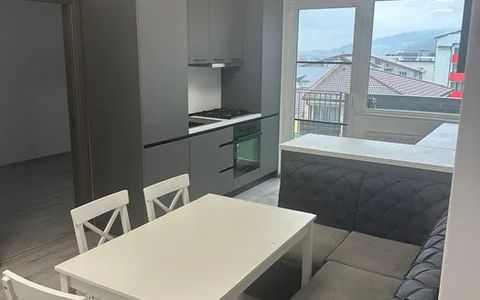 Apartament de vanzare 3 camere 48 mp terasa 51 mp zona Floresti Teilor