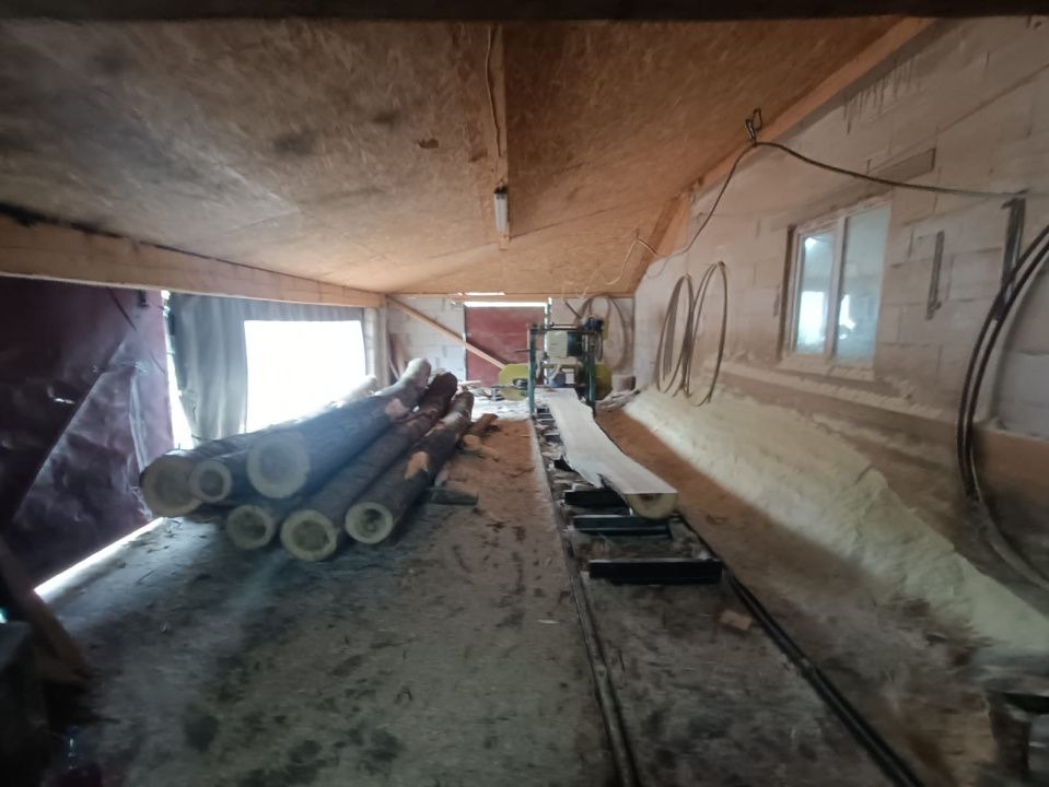 Spațiu de producție - atelier de debitare a lemnului si producție paleți – fotografia 6 din 6