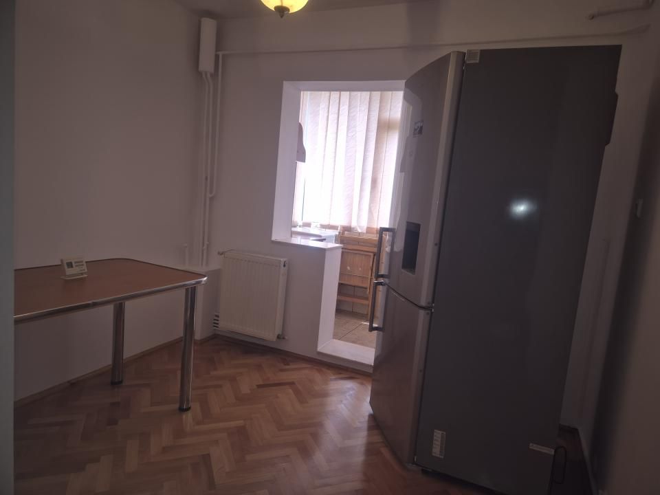 De închiriat apartament 3 camere in Pitești Popa Sapca – fotografia 6 din 14