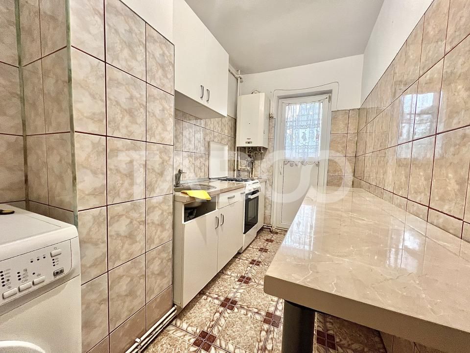 Apartament cu 4 camere de vanzare cu lift etaj intermediar in Manastur – fotografia 11 din 12