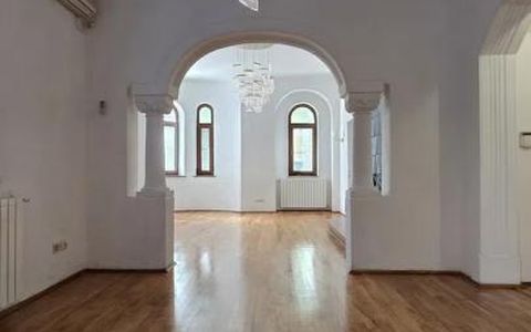 Vila de Inchiriat | Spatiu Birou | Foisorul de Foc | 16 Camere | 375mp